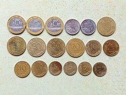 Franciaország 18 db Különböző Érme 5 10 20 Centimes 1/2 10 Frank Francs 1968-1998