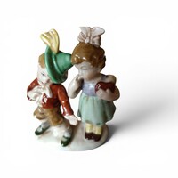 Eredeti jelzett német porcelán szobor - Udvarló gyermekek (Wagner & Apel Bertram, 13 cm)