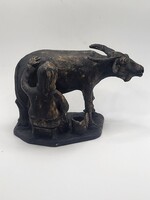 Ritka Vass Áron (?) bivalyfejő asszony szobor / népi kerámia életkép (15*22 cm)