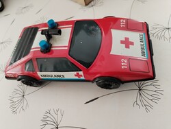 Ritka retro NDK lemezjáték - MSB Ferrari Berlinetta "Ambulance" (1980-as évek)