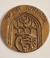 Nyírbátor Városért emlék plakett díszdobozában jelzett darab 7,8 cm
