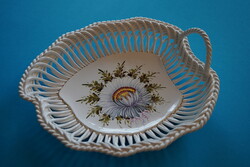 Herendi áttört fonott porcelán kosárka füllel, kézzel festett virágmintával