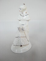 Olvasó lány porcelán