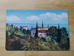 Horvátország,Sušak-Pećine Fiume (Rijeka) keleti városrészében található, 1911-ből