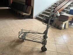 Masszív Fém Csomagszállító Kocsi / Reptéri Poggyászkocsi