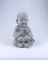 2A580 Olvasó Buddha szürke mázas kültéri kerámia szobor 19 cm