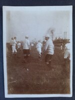 Antik fotó Korai futballmérkőzés-focimeccs– sportfotó az 1910–20-as évekből