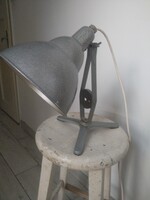 Szocialista ipari asztali lámpa a 1950-es vagy 1960-as évekből, /vallató lámpa/ Industrial Desk Lamp