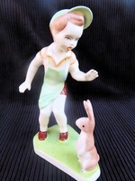 Retro-Vintage Aquincum Porcelán Figura Kisfiú Nyuszival az 1970-es Évekből