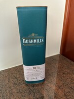 Bontatlan eredeti Bushmills Malt 10 éves ír whiskey 0,7 liter 40% díszdobozban