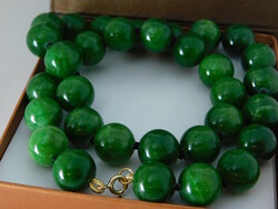 14 K Arany Jade Nyaklánc, Nagy 12.5 mm-es Kövekkel