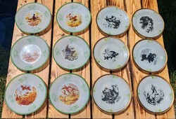 Retro vadászos opálüveg süteményes tányérok - 2x6 db A268
