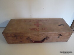 1956. AUGUSZTUS. 30 - án - GYÁRTOTT - MENTŐDOBOZ -  SZÁMOZOTT - FA  - 45 x 17 x 12 cm