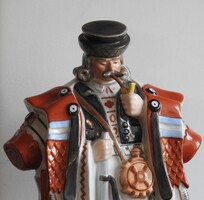 Herendi porcelán - Betyár puskával - Jelzett! magassága 34 cm, szélessége 22 cm