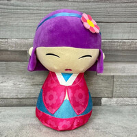 OMG So Kawaii Yuki plüss baba játék