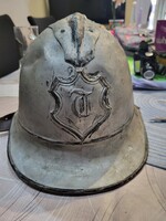 Régi antik történelmi taréjos ,tűzoltó sisak