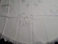 Christmas Pattern Embroidered Large Round Beige Tablecloth with Crochet Edge 140 cm