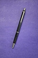Rotring toll. Betét fog ,de nem eredeti.