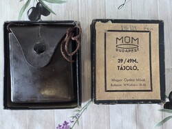 MOM katonai tájoló dobozában