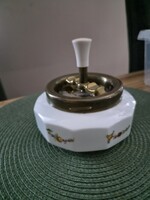 Herendi Viktória mintàs, fedeles hamutartó réz fedéllel.