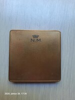 Antik gilosált sárgaréz púderdoboz koronás monogrammal