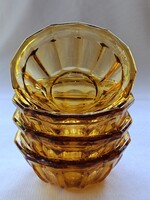 Art deco stílusú borostyánszínű 4 darabos öntött üveg KOMPÓTOS TÁLKA-SZETT az '50-es évekből