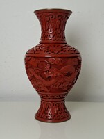 Gyönyörű régi faragott sárkányos vörös kínai cinóber váza 16.5 cm