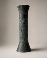 Antik réz löveghüvely váza – Háborús frontmunka (Trench art), rózsa motívummal