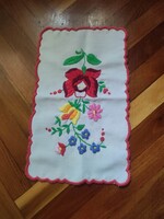 Kalocsai mintás asztali futó