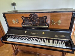 Pianino