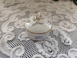 Eladó gyönyörű régi porcelán hollóházi Hajnalka mintás bonbonier rózsával!