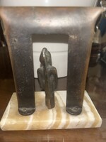 Egyiptomi fáraó szobor onix talapzaton