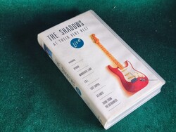 The Shadows At Their Very Best Live VHS – PolyGram PAL koncertvideó