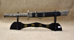 Japán tantó díszkard állvánnyal 50 cm
