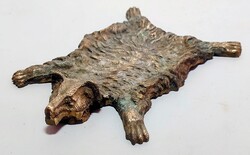Antik bronz medve ALKUDHATÓ