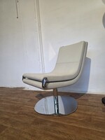 Bonaldo Dragonfly – Karim Rashid dizájneri fotel és nyugágy egyben