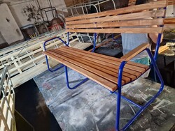 Régi kerti bútor régi kerti pad csővázas vas pad szánkotalpas kerti padok