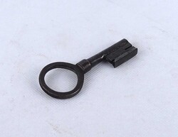 2A893 Antik különleges kovácsoltvas kulcs szekrény- vagy ládakulcs 1800-as évek 9.2 cm