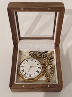 18. századi francia Granhurot zsebóra 1797 – orsójárat, gravírozott aranyozott szerkezet, kulccsal