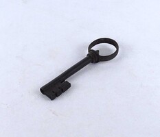 2A890 Antik különleges kovácsoltvas kapukulcs 1700-as évek 12.7 cm