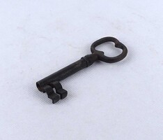2A892 Antik különleges kovácsoltvas kulcs 1800-as évek 10.6 cm