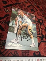 Boris Becker dedikálàs  A képen látható méretben állapotban