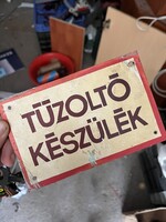 Retro “FIRE EXTINGUISHER” wall sign