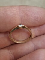 14 Karat Gold Single-stone Engagement/Companion Ring.2,34gram.
