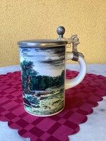 Ón fedeles porcelán sörös korsó tájkép fotójával 14 cm.
