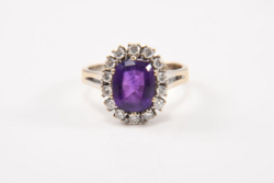 Ametiszt 0.44ct.gyémántokkal Margaréta arany gyűrű.Igazolással