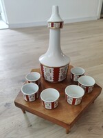 RITKASÁG! Komplett Hollóházi TVK porcelán pálinkás/likőrös készlet faállvánnyal (1970-es évek)