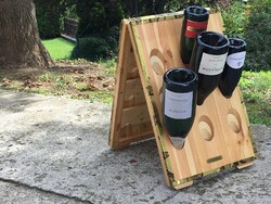CHAMPAGNE CLUB - Mini Champagne Pupitre 18 palackos fa pezsgő- és bortartó antikolt réz díszítéssel