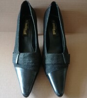Egyedi , keresztben pántosolasz körömcipő
