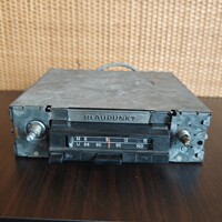 Retro Blaupunkt kazettás autórádió